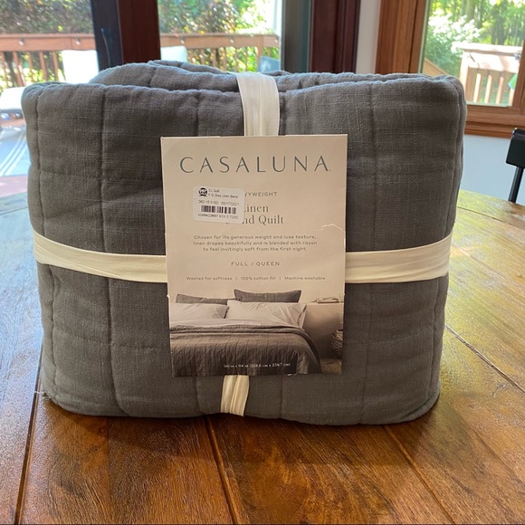 Casaluna Cashmere Blend Quilt - Full/Queen - Picture 4 of 11